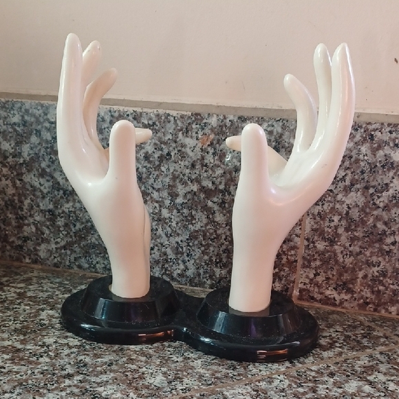 Other - Elegant Cream Hand Sculpture Display